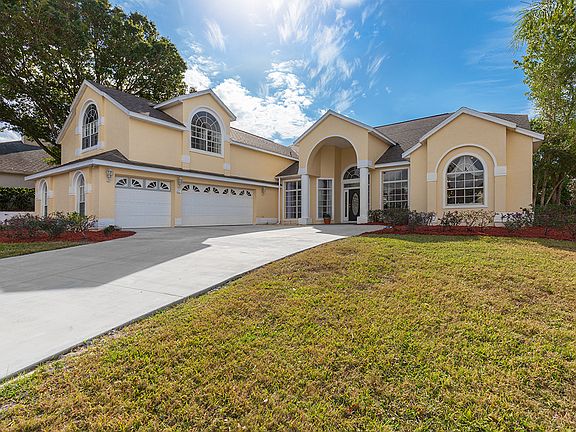 2nd image of 670 Majestic Oak Dr