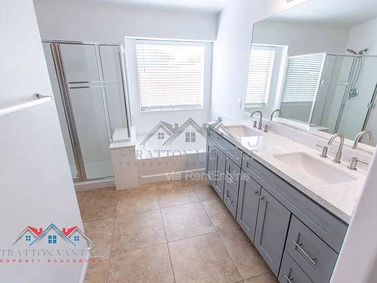 9096 N 97th Dr — Photo 35