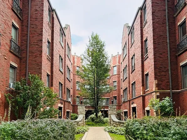 6759 N Artesian Ave #2G, Chicago, IL 60645