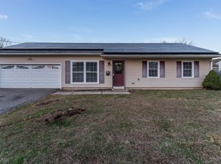 13 Filmore St, Washington, NJ 07882