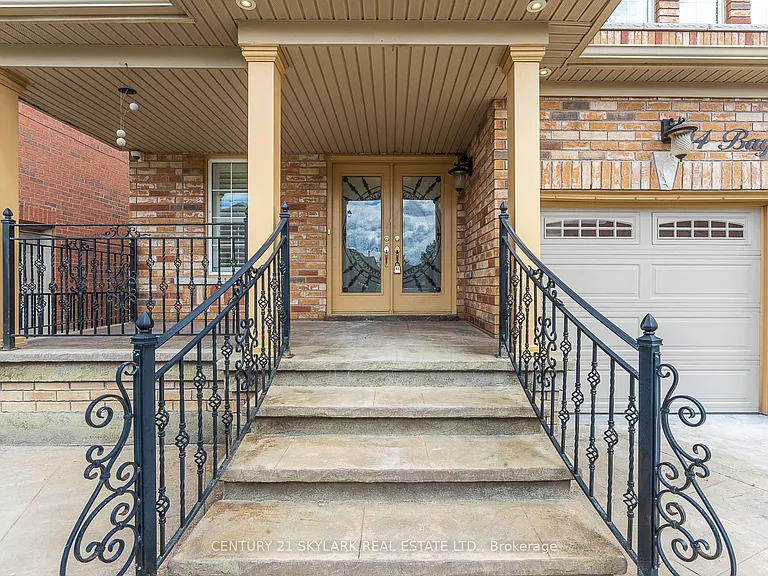 94 Bayhampton Dr #UPSTAIRS — Photo 4