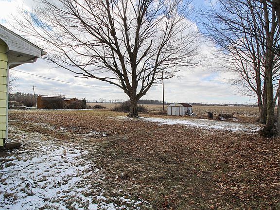 3rd image of 55280 Buckhorn Rd