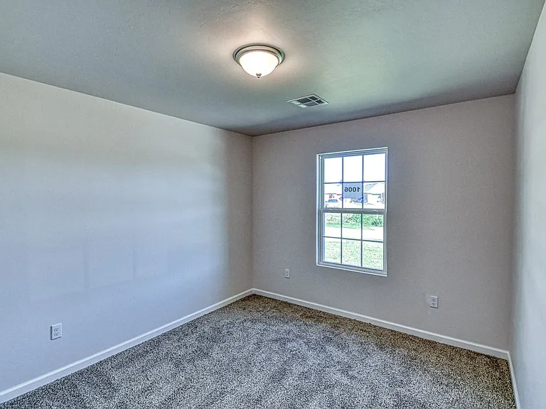 1006 Varenna Ln — Photo 22