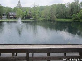 6414 Marina Dr, Prospect, KY 40059