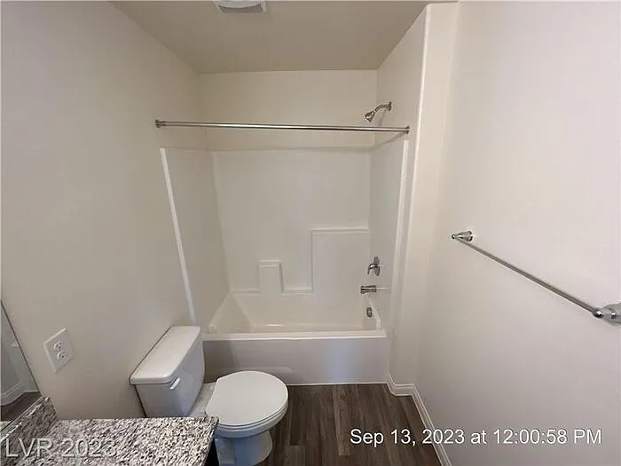 2750 Frosted Teal Ave — Photo 16
