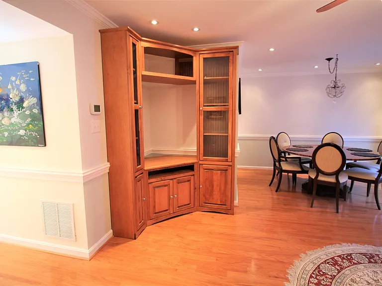 6603 Forbush Ct — Photo 7