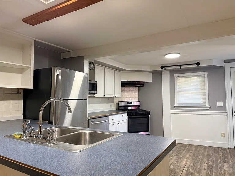 4 West St #2 — Photo 13