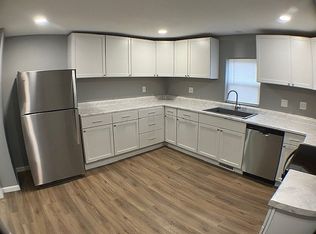 605 21st St, Spirit Lake, IA 51360