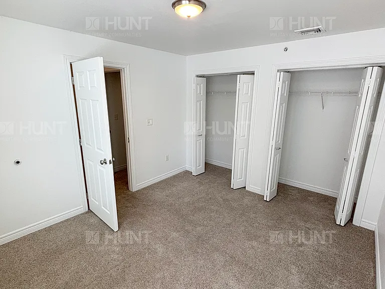 172 Scott Cir — Photo 32