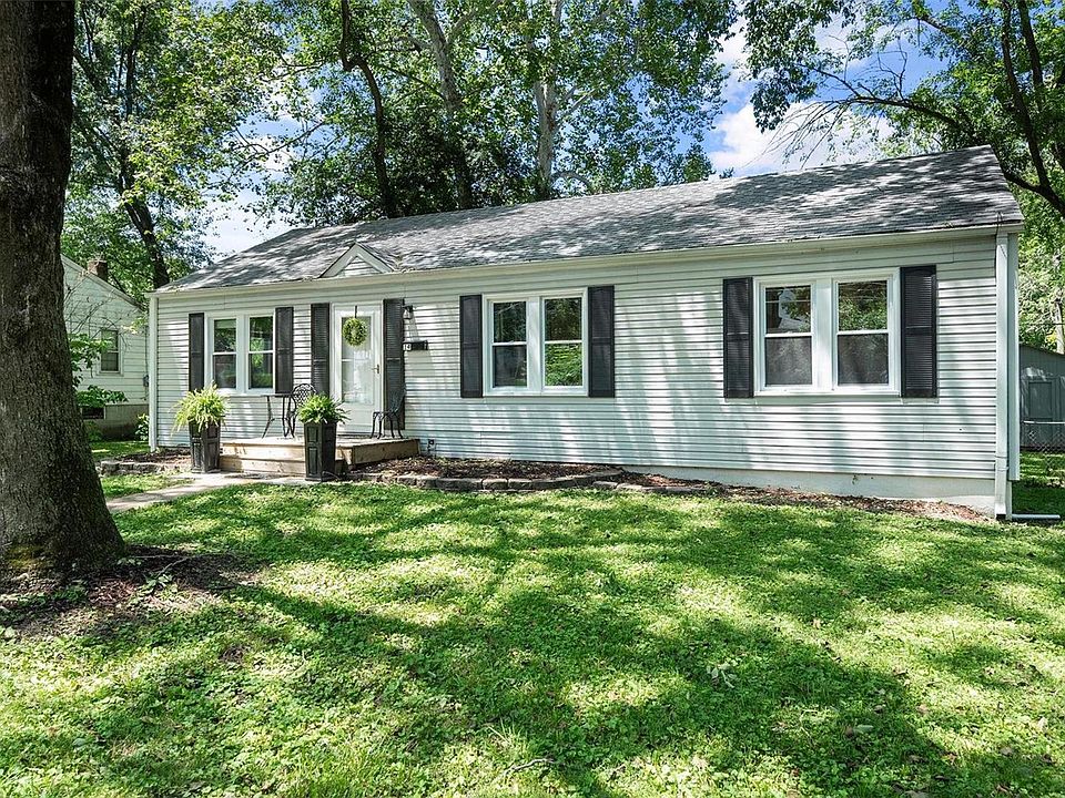 1st image of 14 Oakwood Ave