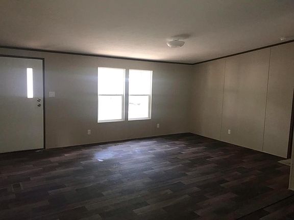 3rd image of 120 Fernwood Dr
