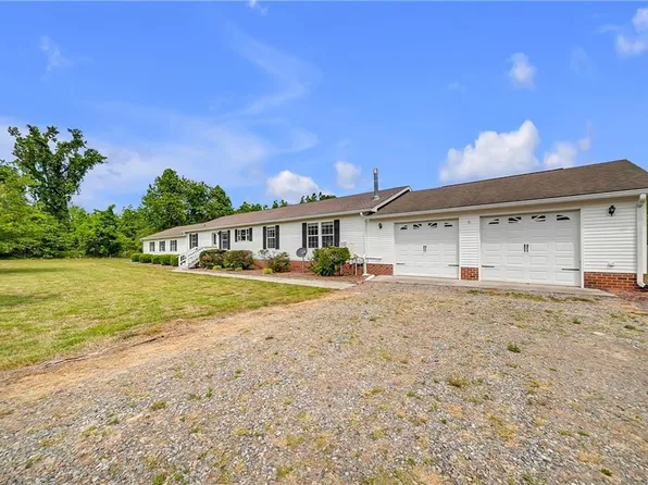 8029 Pinetta Rd, Gloucester, VA 23061