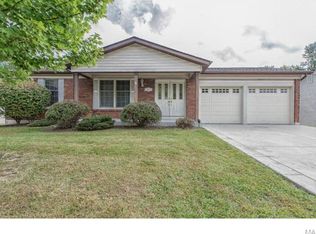 47 Lost Dutchman Dr, Saint Peters, MO 63376