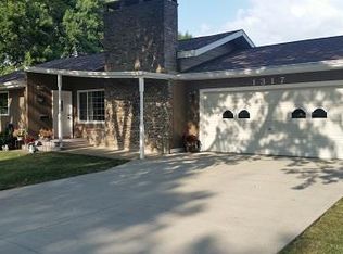 1317 13th St, Manson, IA 50563