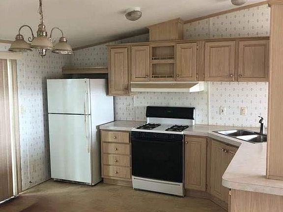 2nd image of 1640 E Calle San Angelo