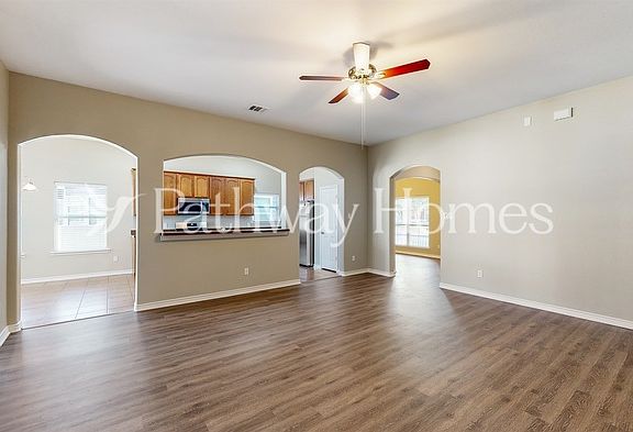 5th image of 1113 Wenk Ct