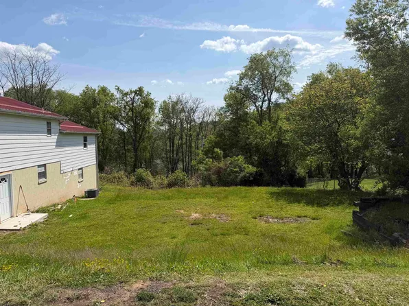 High Ave, Bridgeport, WV 26330