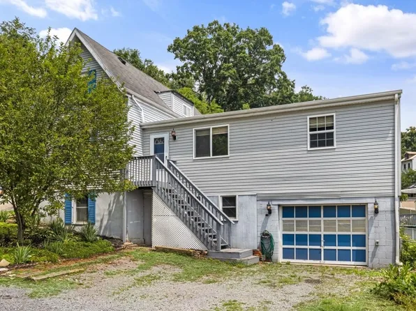 816 Argonne Ave, Pittsburgh, PA 15223