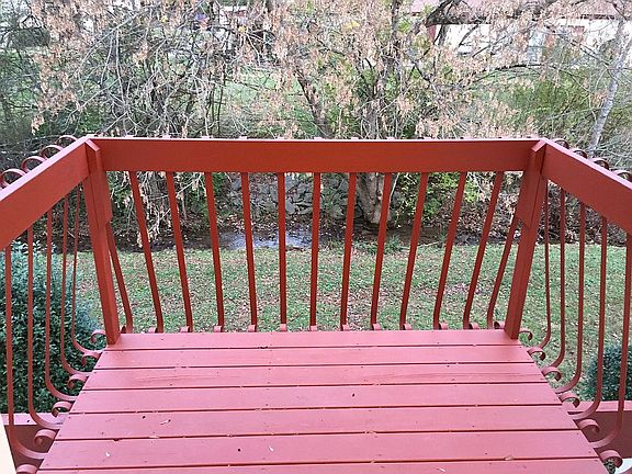 BALCONY OF MASTER BR