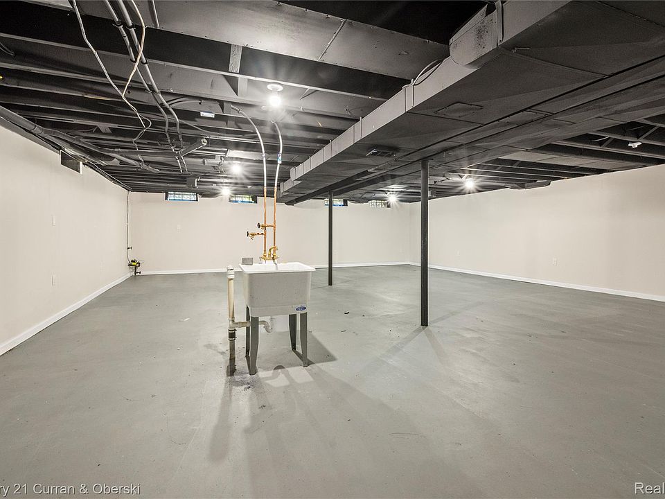 20100 Cushing St, photo 30