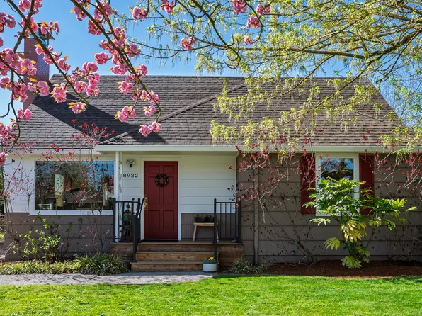 8922 SE Market St, Portland, OR 97216