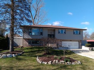 10136 S 81st Ave, Palos Hills, IL