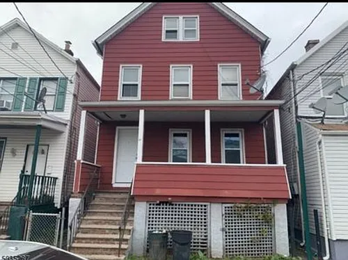 57 Geneva St Photo 1