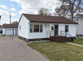 519 16th St NW, Minot, ND 58703