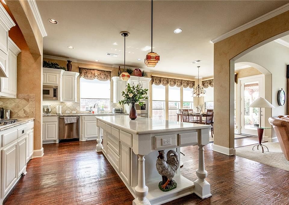 1st image of 6409 Knollwood Dr