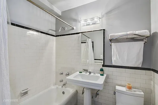 Rented by Corcoran | media 11