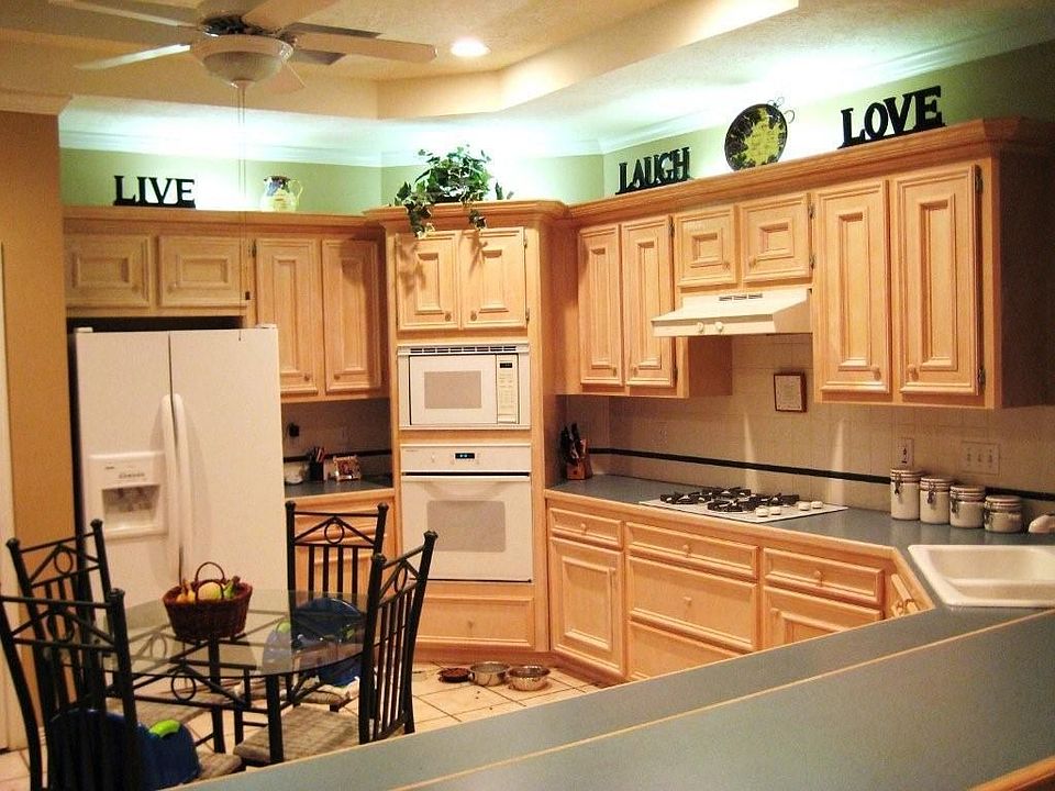 2nd image of 21623 Frontiersman Ct