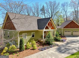 425 Autumn Ln, Clayton, GA 30525