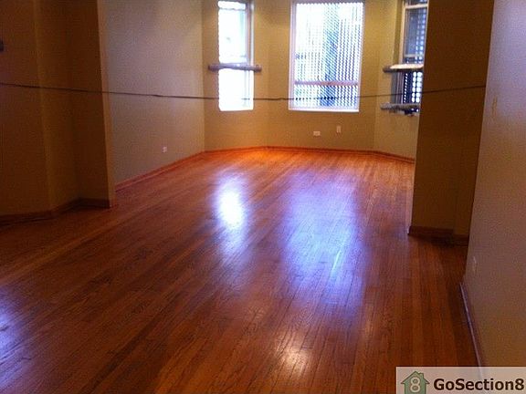 5th image of 1627 S Central Park Ave APT 1