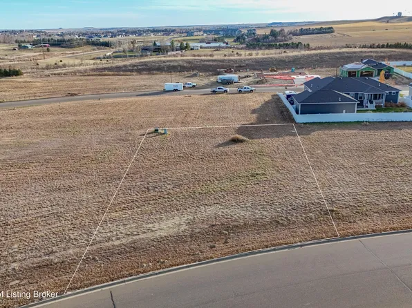 1937 & 1943 Wahl St, Dickinson, ND 58601