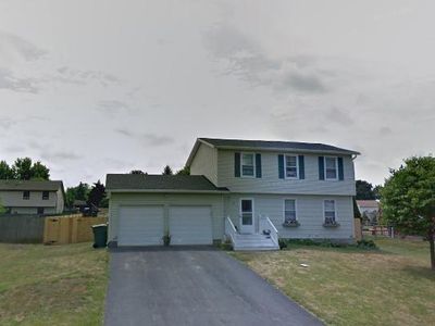 7 Burning Tree Dr, Hilton, NY, 14468