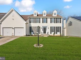 22 Greenbrier Dr, Westampton, NJ 08060