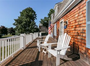 44 Pheasant Dr, Portsmouth, RI 02871