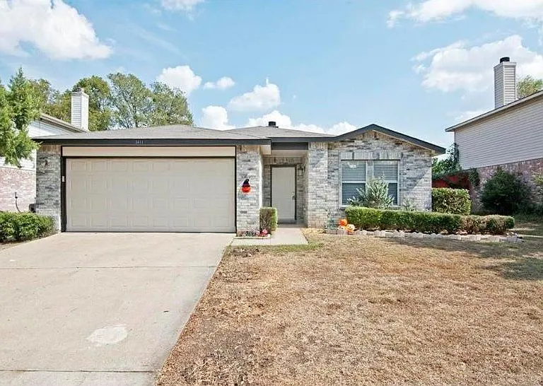 3411 Jacobs Dr — Photo 1