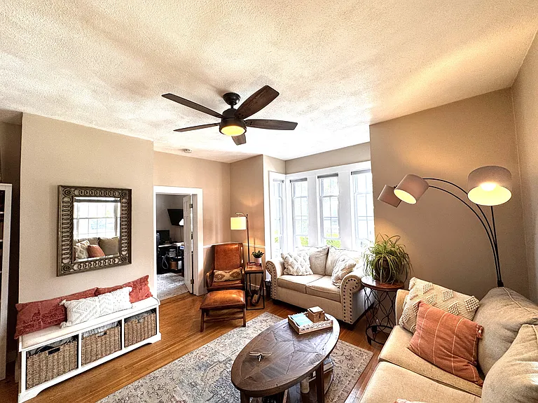 36 Wallis St #2 — Photo 6