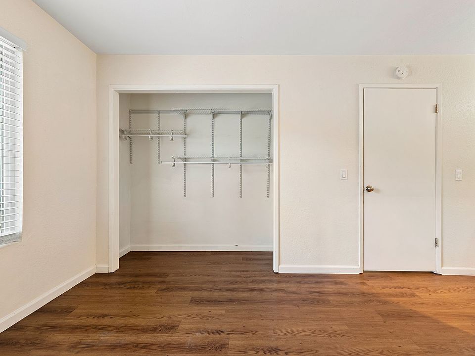 1st image of 1290 Murray Ave APT B