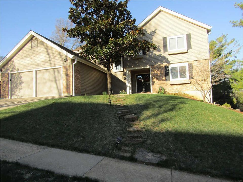 2nd image of 621 Huntley Heights Dr