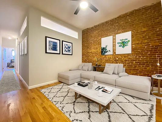 Rented by Bohemia Realty Group | media 23