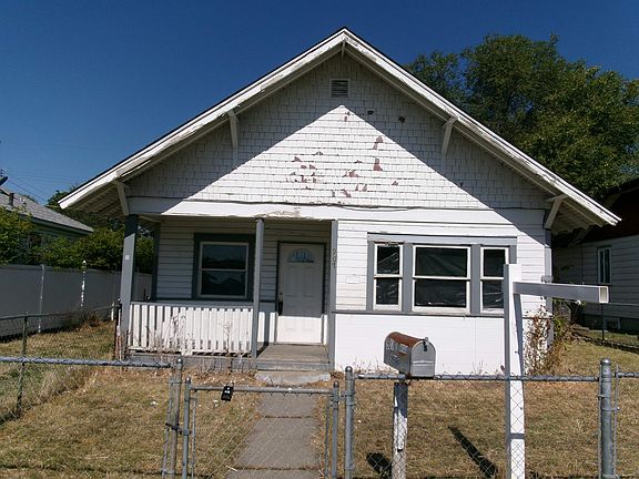 2nd image of 907 E Broad Ave