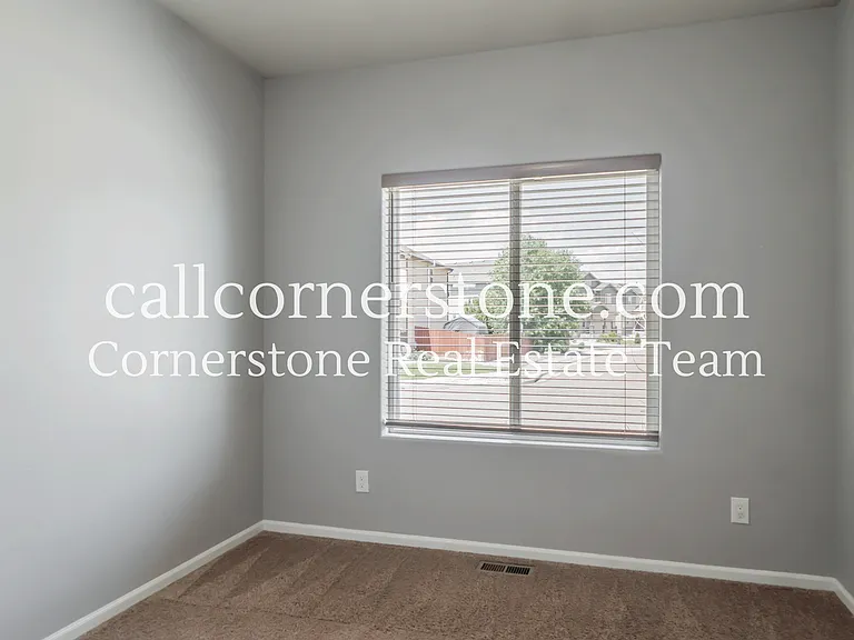 10043 Seawolf Dr — Photo 2