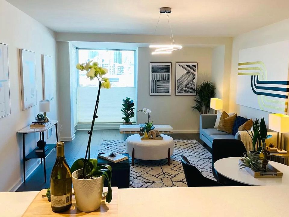 1st image of 555 4th St Unit 439