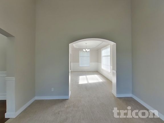 3rd image of 4707 116th Ave E
