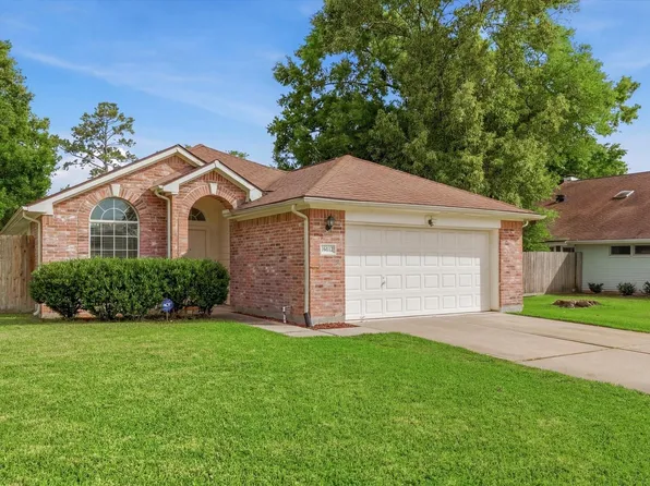 16018 Spinnaker Dr, Crosby, TX 77532