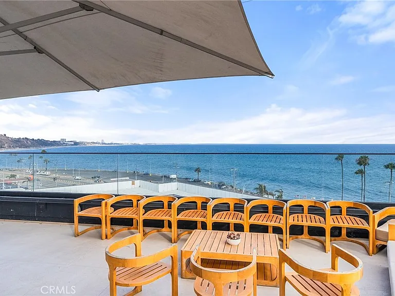 17333 Castellammare Dr — Photo 14
