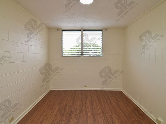 5th image of 94-106 Pupupuhi St #D