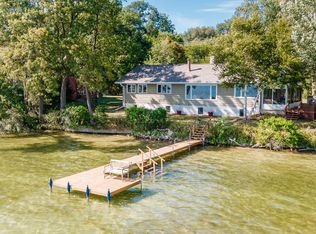 37809 Valley Rd, Oconomowoc, WI 53066